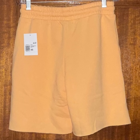 ❤️‍🔥NWT FOREVER 21 FLEECE SWEATSHORTS - Picture 8 of 9